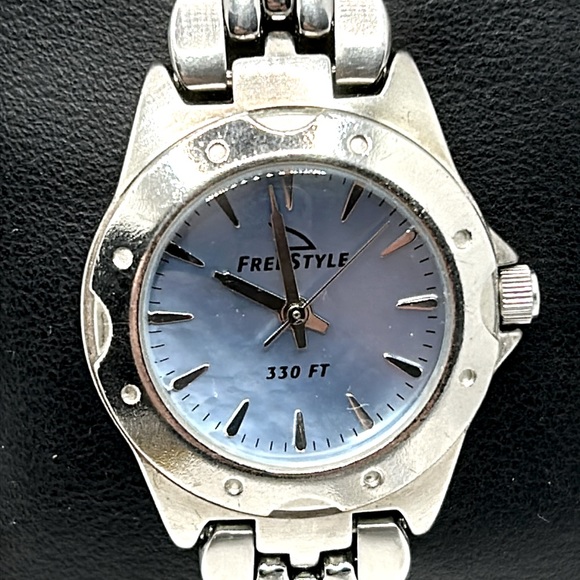 Freestyle Watch - petite wrist - Picture 1 of 7